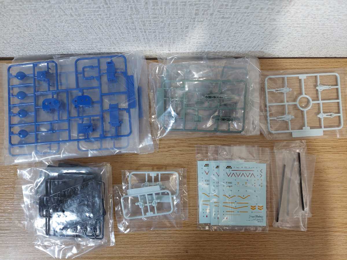 ジャンク】太陽の牙ダグラム プラモデル 1/72 ソルティック H8RF ジャンク】太陽の牙ダグラム プラモデル 1/72 ソルティック H8RF