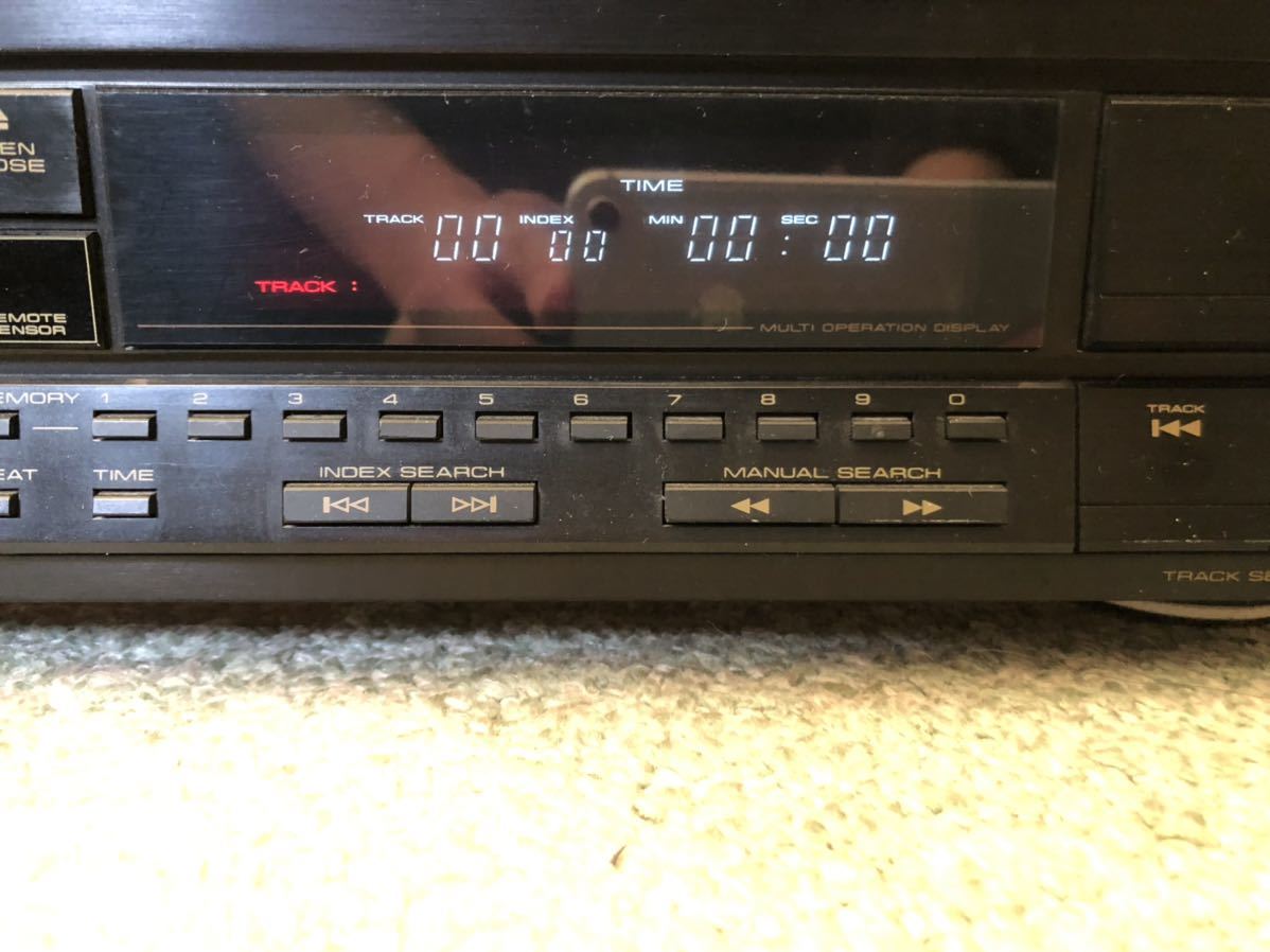 Pioneer CDデッキ PD-8030 リモコン付き　ジャンク_画像2