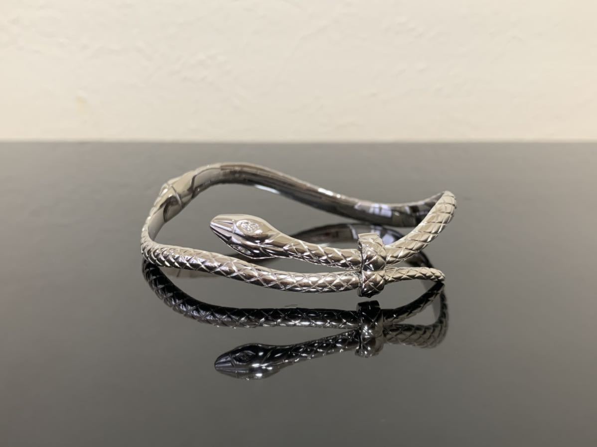 高質 レアです !【 TOM FORD 】18K WG DIAMOND CHOPPY SNAKE BANGLE ホワイトゴールド