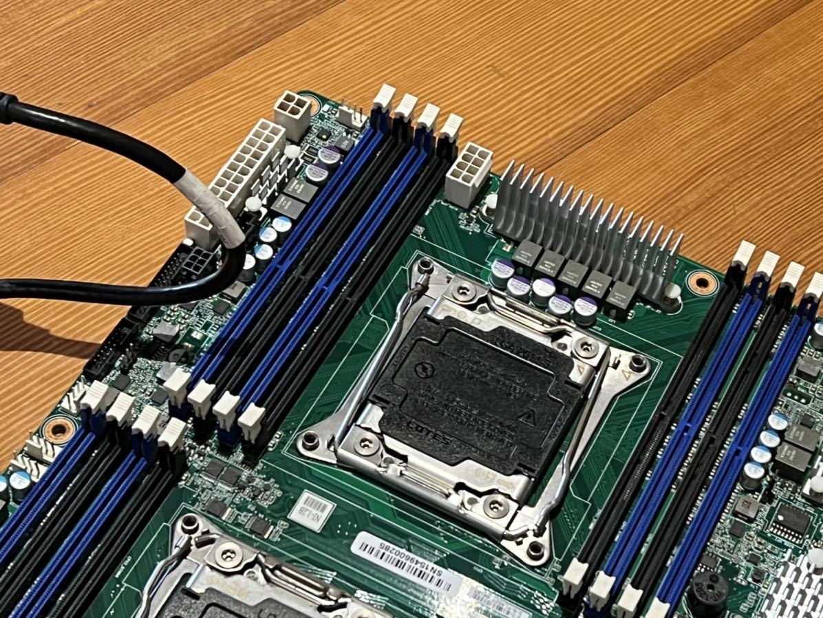 うのにもお得な情報満載 ★★Gigabyte GA-7WESV デュアルXeon E5 v3対応 マザーボード IOパネル付き LGA2011-v3 (X10DAi X10DRi) うのにもお得な情報満載 ★★Gigabyte GA-7WESV デュアルXeon E5 v3対応 マザーボード IOパネル付き LGA2011-v3 (X10DAi X10DRi)