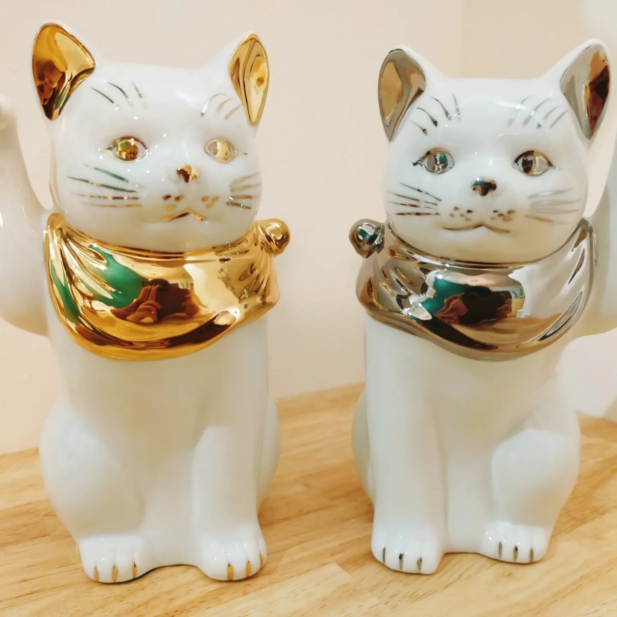 匿名配送】新品 招き猫 瀬戸焼 | mariobalthazar.com.br
