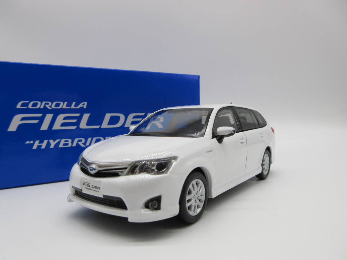 代引き人気 1/30 トヨタ カローラフィールダー ハイブリッド 前期 非売品 カラーサンプル ミニカー スーパーホワイトⅡ 乗用車 代引き人気 1/30 トヨタ カローラフィールダー ハイブリッド 前期 非売品 カラーサンプル ミニカー スーパーホワイトⅡ 乗用車