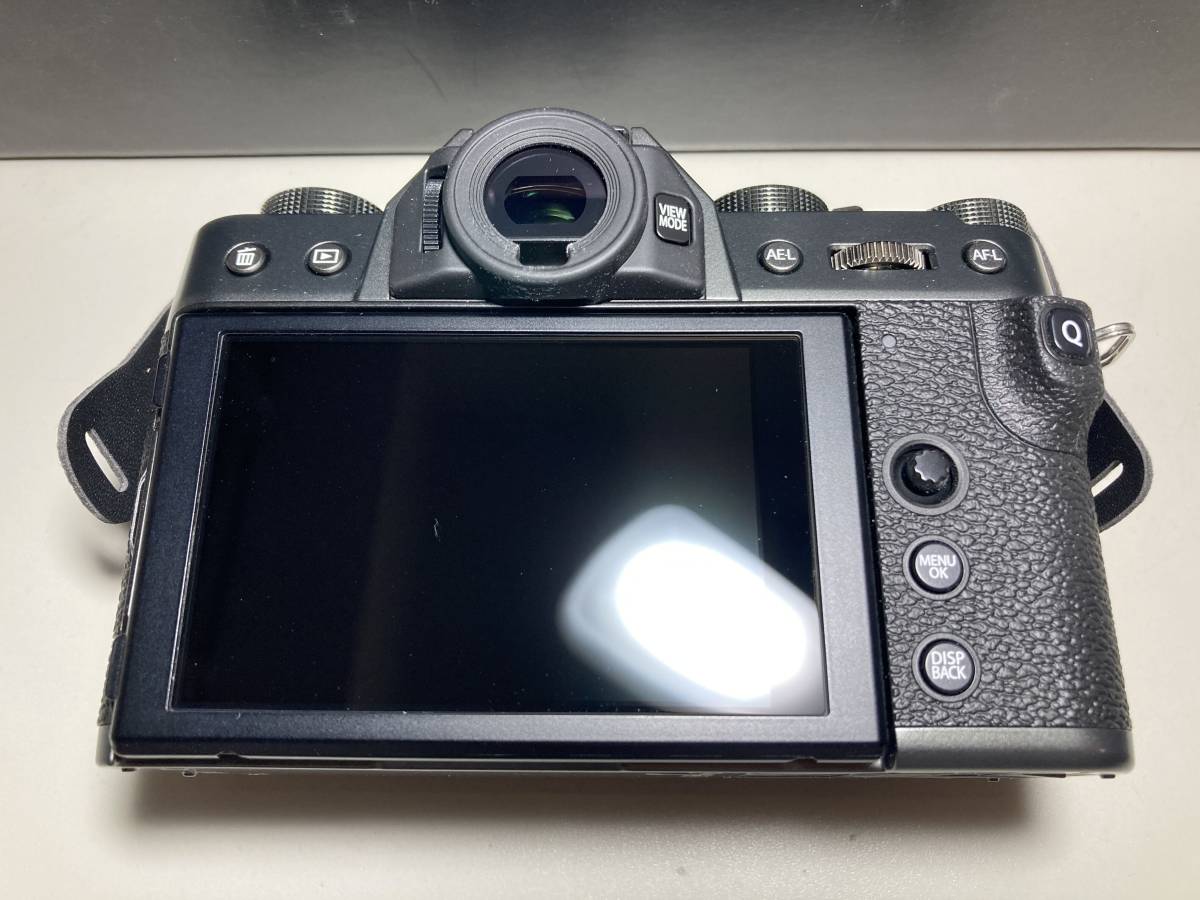 未使用 ほぼ新品☆FUJIFILM X-T30 18-55mmレンズキット [チャコール