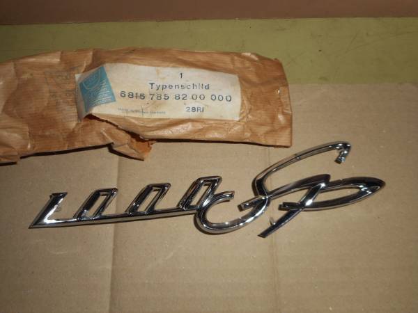 新品未使用！アウトウニオン（DKW)、Auto　Union　1000SP、エンブレム