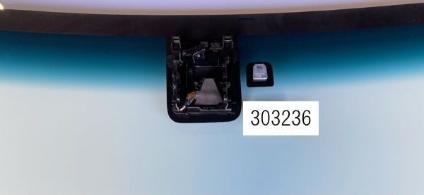 大人気商品 ハイラックス 2.トヨタ ハイラックス GUN125 新品 フロント