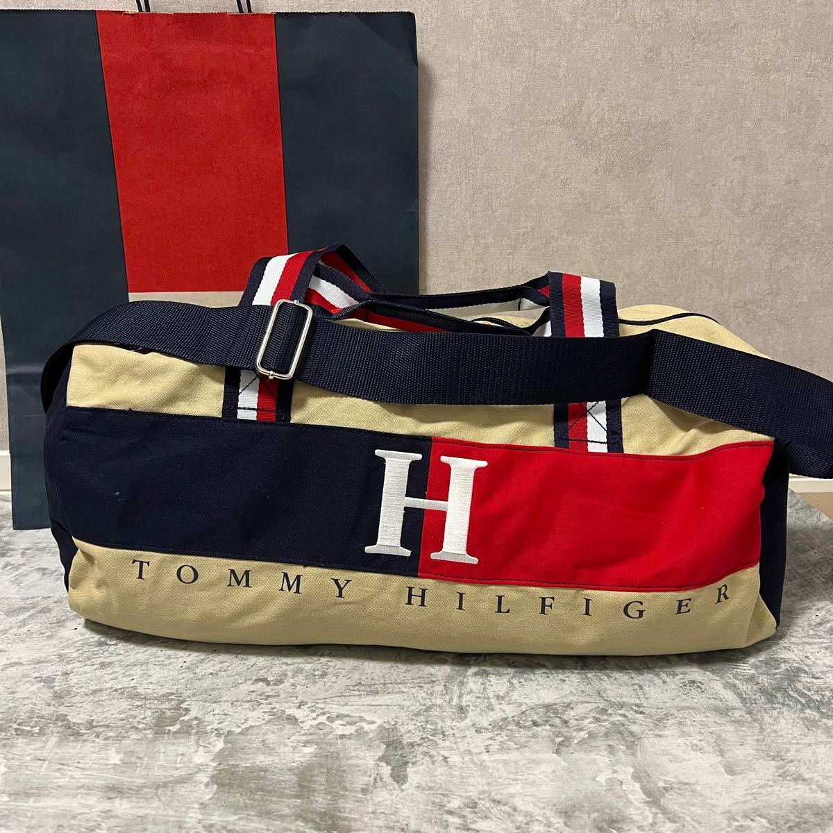 翌日お届け 【海外限定 】 TOMMY HILFIGER 2way ロゴ ボストンバッグ