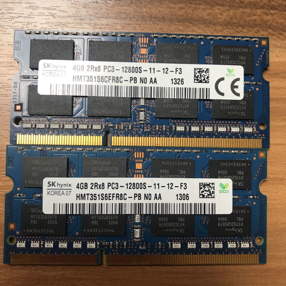 SK hynix  DDR3 1600Mhzノート用メモリ4Gx2