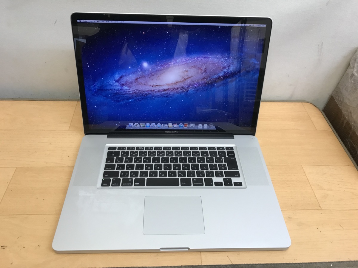APPLE MACBOOK PRO A1297 CORE i7 メモリ4GB SSD 256GB 17 インチ