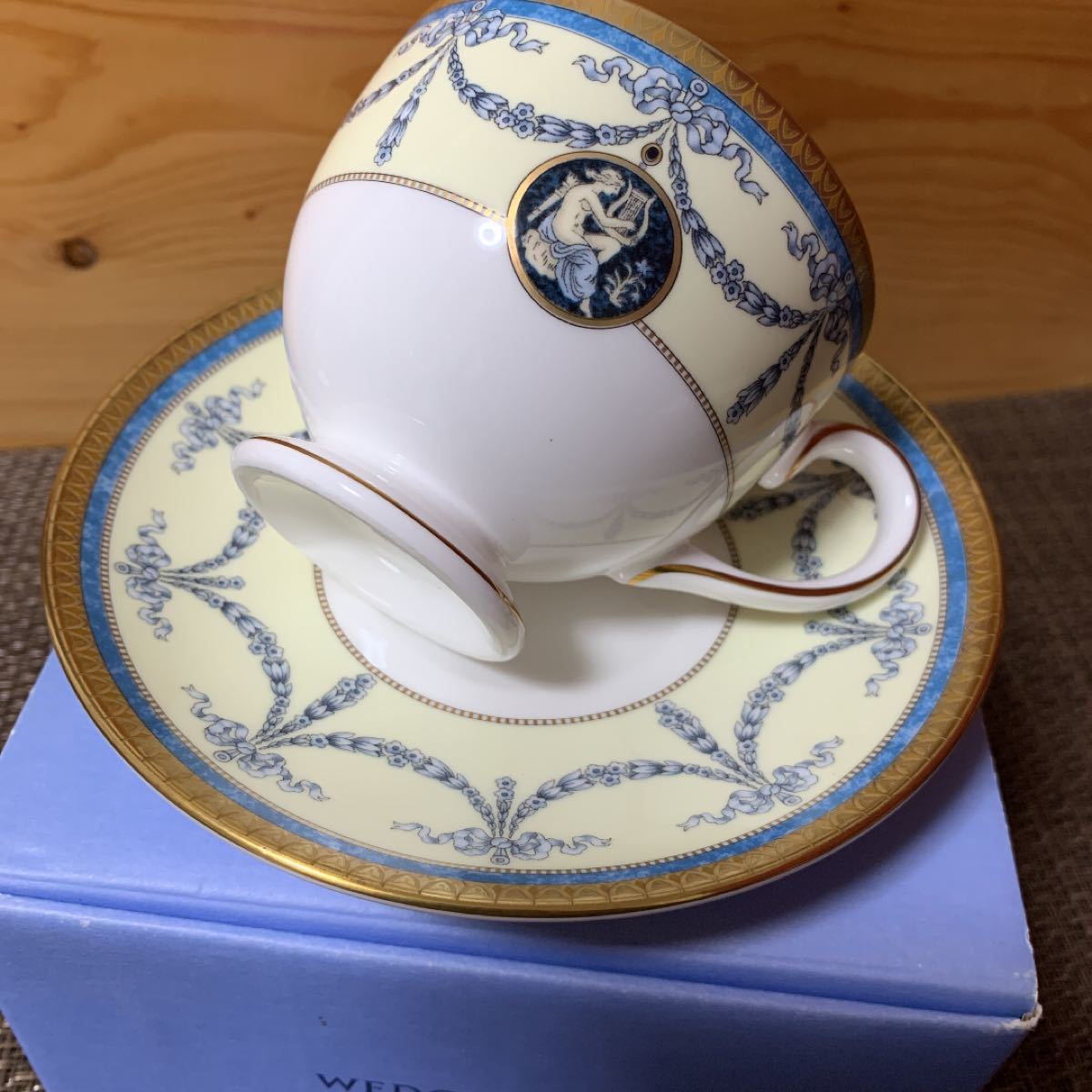 人気が高い WEDGWOOD 1客 マデリン カップ&ソーサー 食器 - education