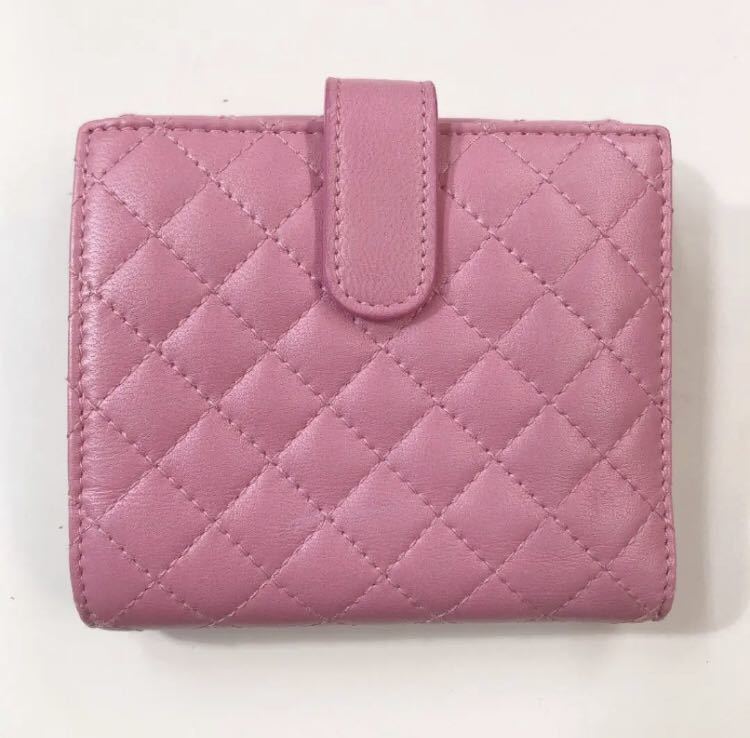 CHANEL マトラッセ レザー コンパクト 財布_画像2