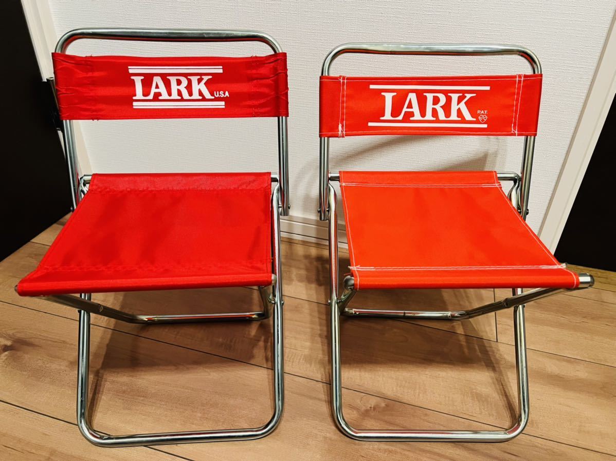 ☆ 送料無料 美品 LARK ラーク レトロ 折りたたみチェア 2脚セット 昭和レトロ 折りたたみイス パイプ椅子 ミニチェア アウトドアに