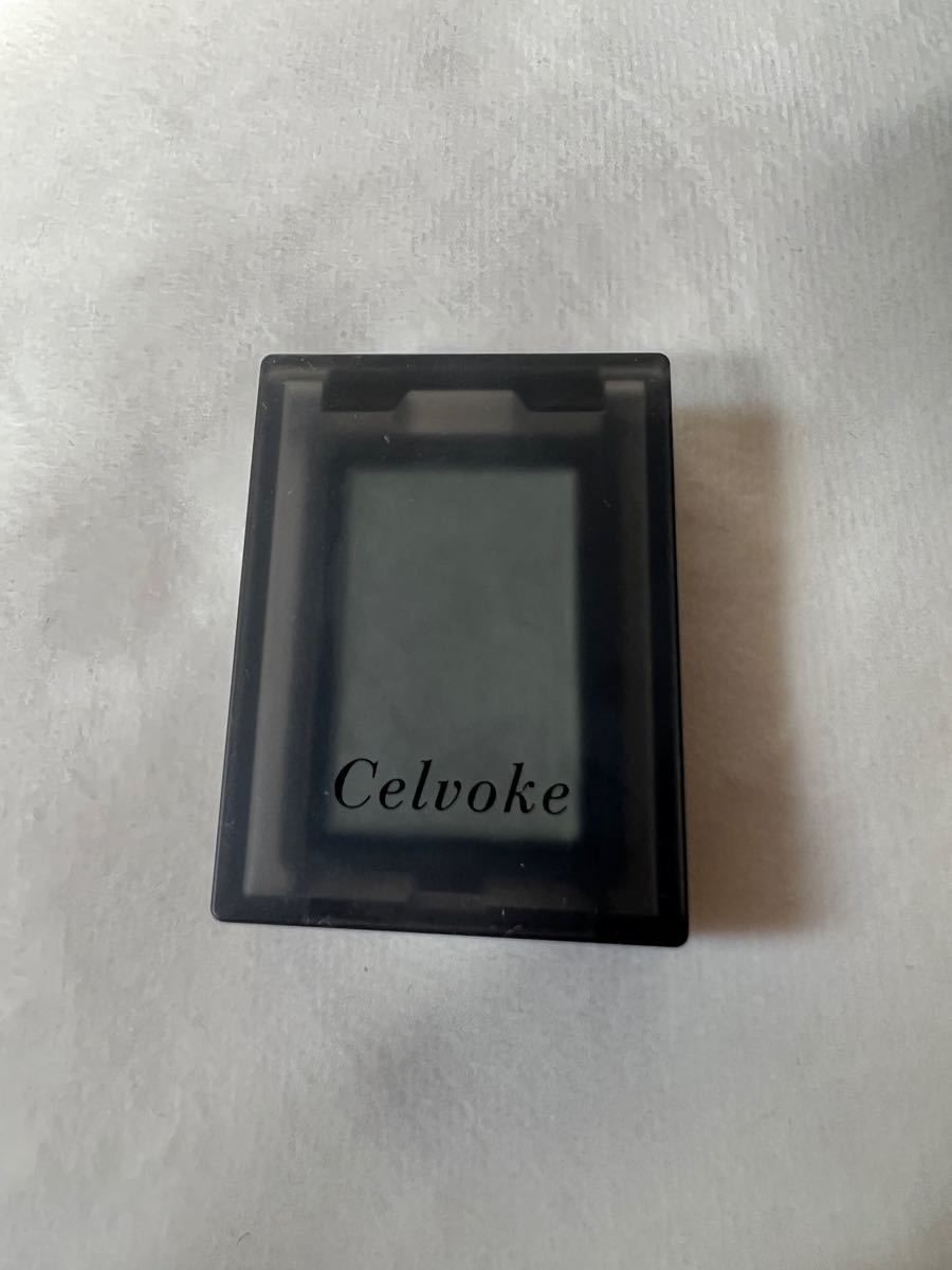 Celvoke セルヴォーク ヴォランタリー アイズ 20 ペールグリーン