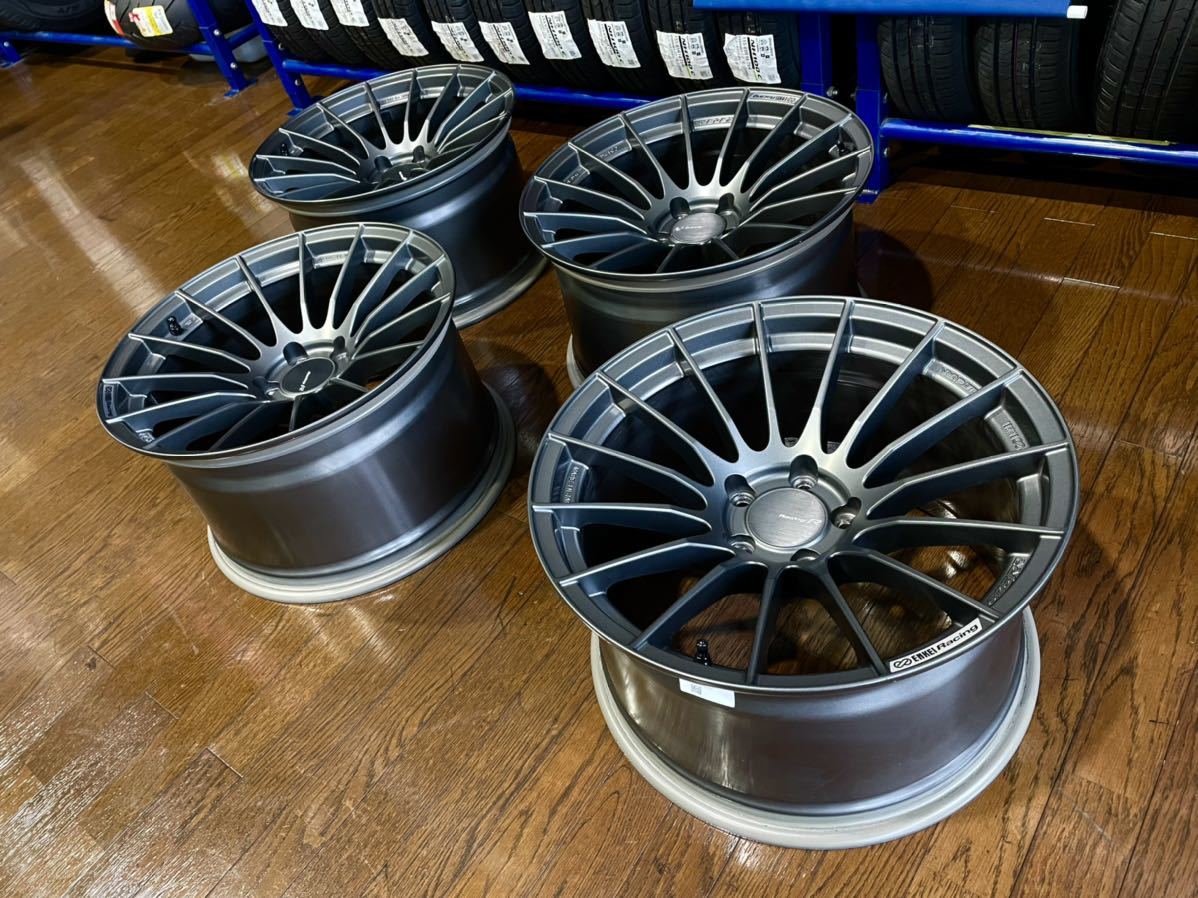 美品)ENKEI RS05RR 18×10.5J+25 5H-114.3 4本 ホイールのみ
