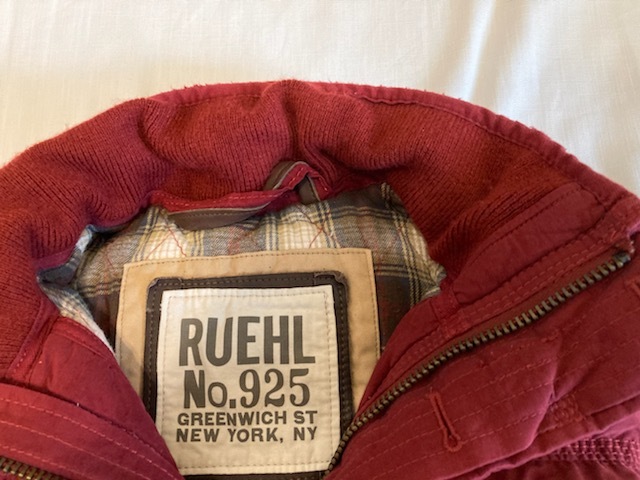 ■送料無料【新品・未使用】希少 廃盤 ルール　RUEHL No.925 ヴィンテージ・ダメージ加工 リアルダウンベスト（アバクロ最上級モデル）