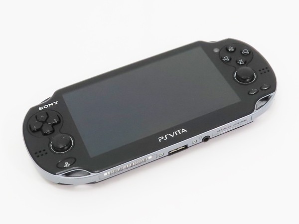 ○【SONY ソニー】PS Vita ３G/Wi-Fiモデル + メモリーカード16GB PCH