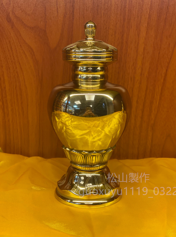 国内外の人気集結! 「密教法具 18cm 6寸 真鍮製磨き仕上げ 蓮華彫入 土砂器 寺院用仏具」新作 仏具一般 国内外の人気集結! 「密教法具 18cm 6寸 真鍮製磨き仕上げ 蓮華彫入 土砂器 寺院用仏具」新作 仏具一般