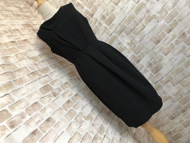 B069 Zara Basic ザラベーシック ノースリーブ ワンピース 黒 Usa M Mサイズ 売買されたオークション情報 Yahooの商品情報をアーカイブ公開 オークファン Aucfan Com