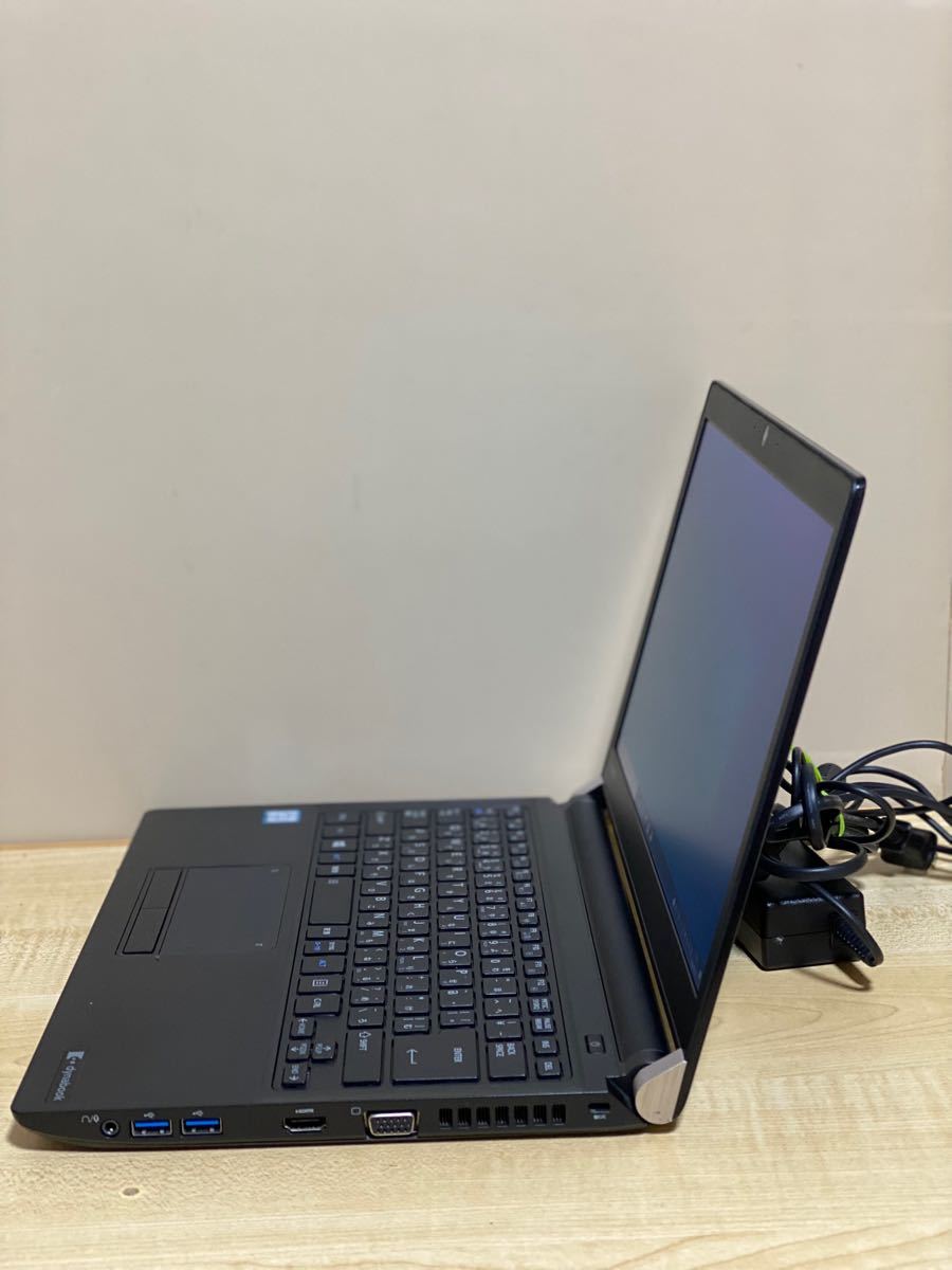 東芝　R73/D I5 6300U メモリ4GB SSD 256GB オフィス