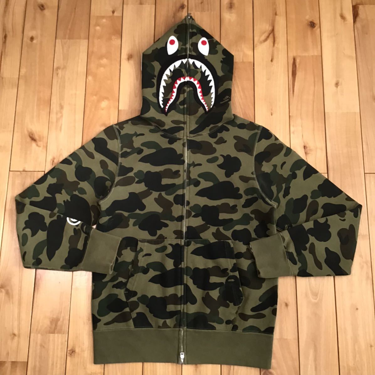 A BATHING APE エイプ　パーカー　カモ　S