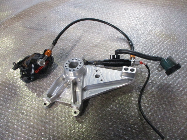 040202 CB1300SF リア ブレンボ キャリパー ゲイルスピード マスター Wheelie キャリパーサポート セット SC54 S ジャンク