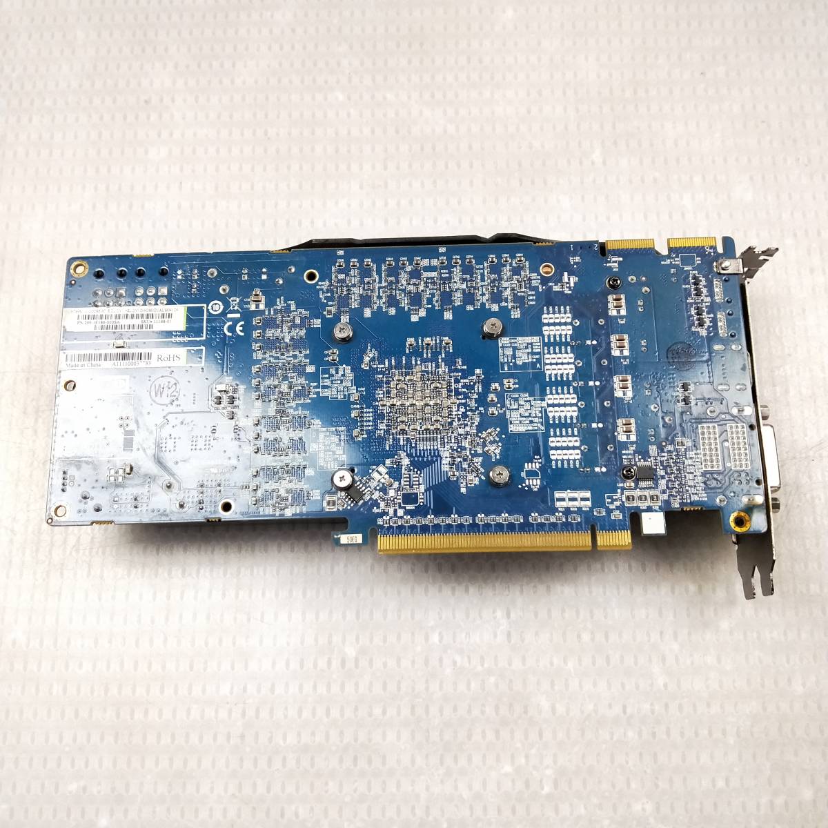 【中古パーツ】SAPPHIRE Radeon HD6950 1G GDDR5 HDMI/DVI/MiniDP グラフィックボード/ビデオカード PCI-E ■XK203-3_画像2