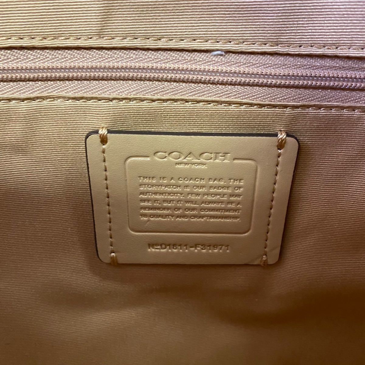 ◆美品 COACH/コーチ トートバッグ レディース 総柄チェリー さくらんぼ柄 チャーム付 キーホルダー q-5_画像6