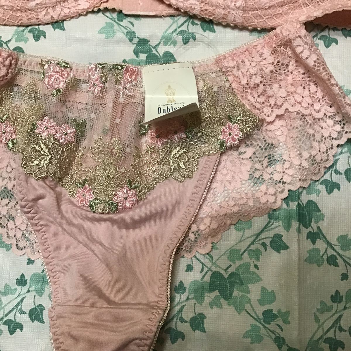 item_image_3