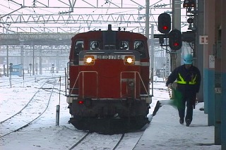 終著青森駅にて
