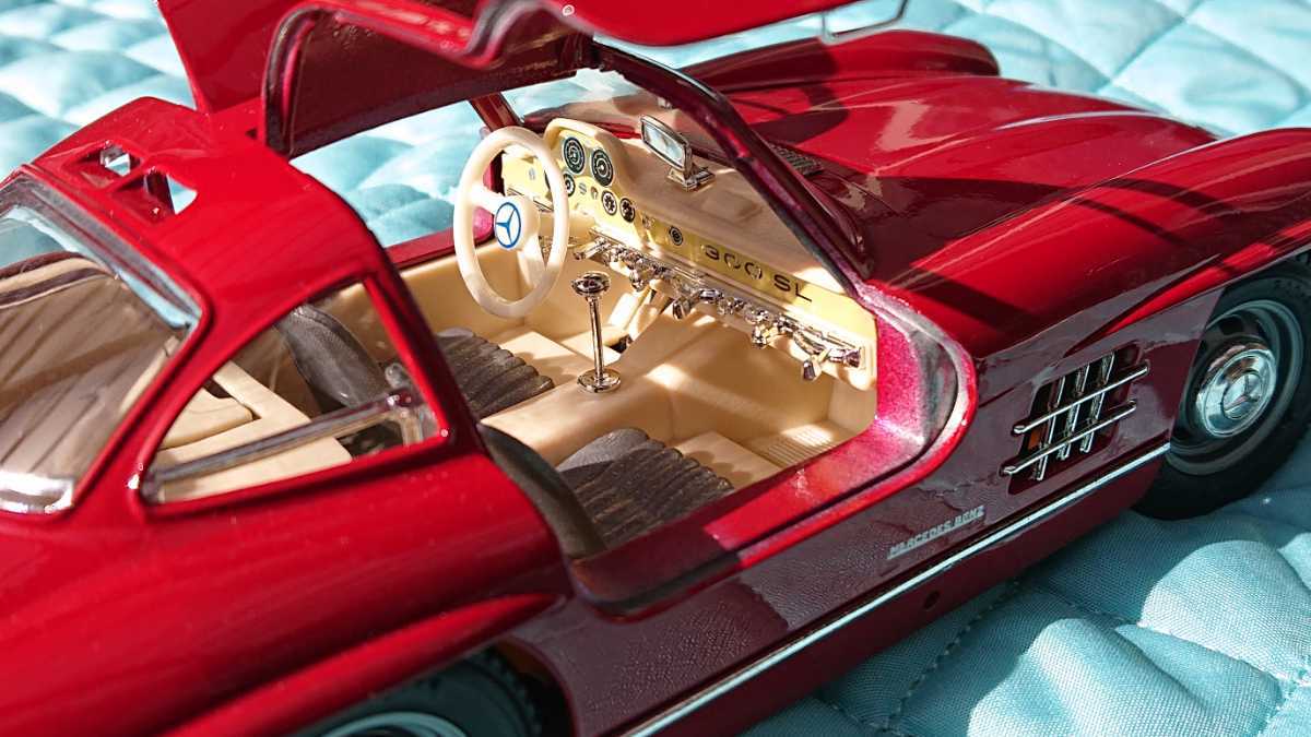 ベンツ300SL ガルウイング 1954年 1/18 MERCEDES-BENZ300SL_画像3