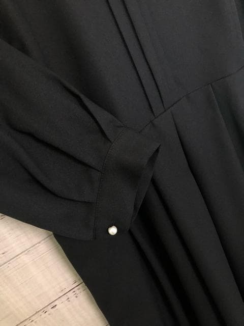 新品☆LL♪黒系ゆったりフォーマル・アンサンブル☆h839