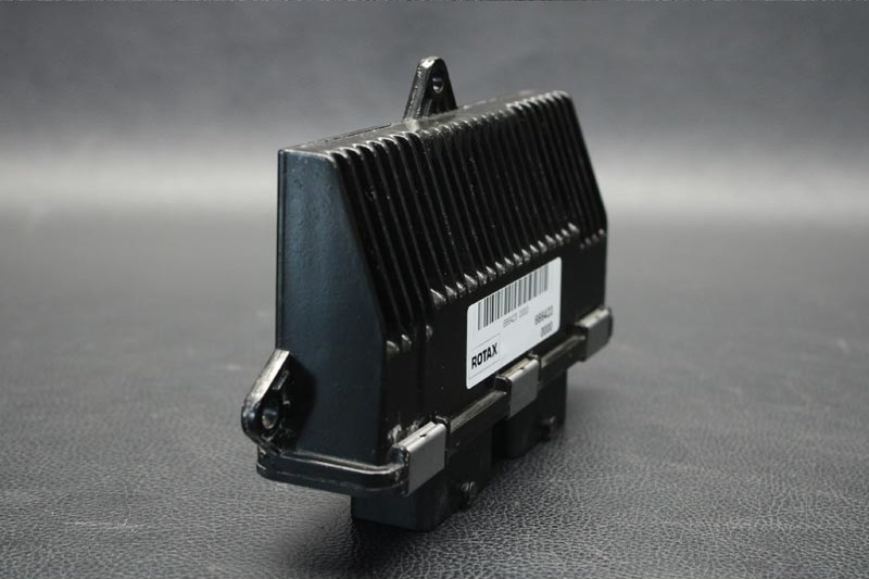 シードゥ GTX LTD IS 260 2011年モデル 純正 ELECTRONIC BOX (部品番号420666533) 中古 [S356-012]_画像8