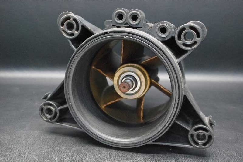 シードゥ GTX 1996年モデル 純正 IMPELLER HOUSING ASS'Y (部品番号295500391) 中古 [S123-033]_画像6