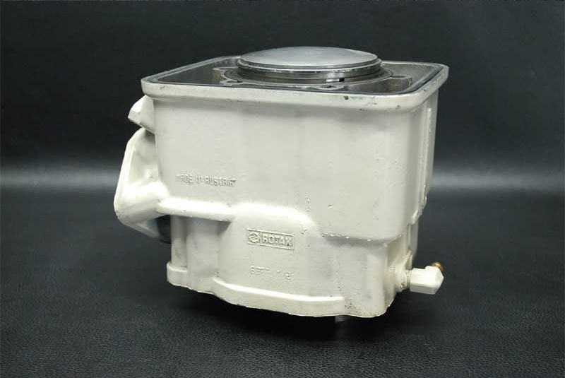 シードゥ SPX 1997年モデル 純正 CYLINDER WITH SLEEVE (部品 シードゥ SPX 1997年モデル 純正 CYLINDER WITH SLEEVE (部品