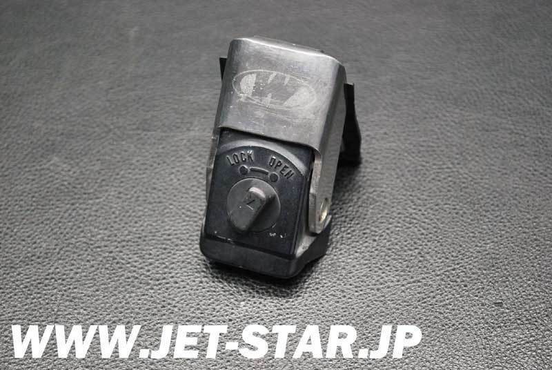 ヤマハ -SJ700- SuperJet 2001年モデル 社外 フードラッチ (部品番号:) 中古 [Y861-058]
