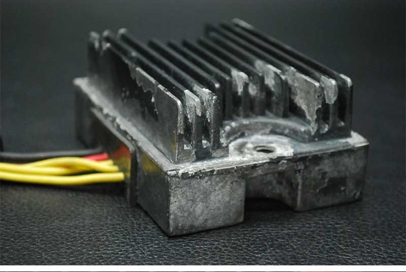 5780円 シードゥ GTX 4-TEC SC 2003年モデル 純正 REGULATOR 5780円 シードゥ GTX 4-TEC SC 2003年モデル 純正 REGULATOR