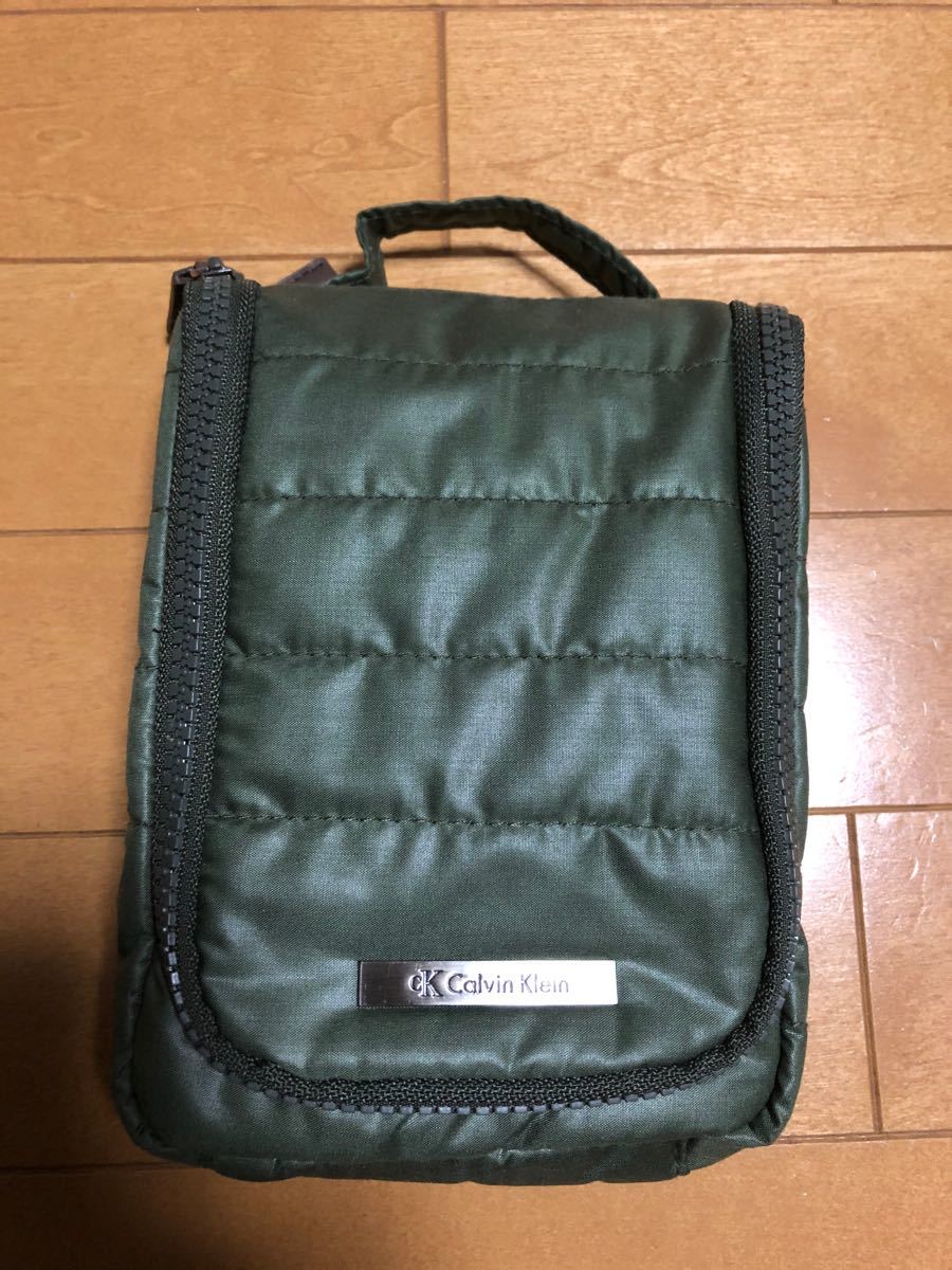 【新品】calvinklein カルバンクライン ポーチとタオルハンカチ