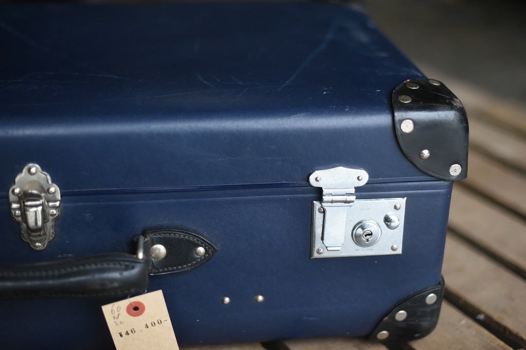 105691 Vintage Britain glove Toro ta-[GLOBE TROTTER] trunk case Vintage antique suitcase leather bag 