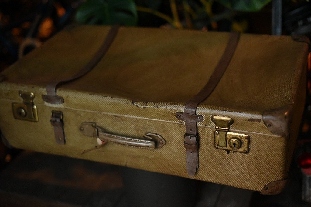 100472 Vintage trunk case leather bag Germany made antique Vintage France England retro travel travel case 