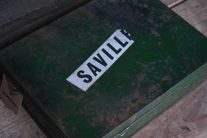 105151 ヴィンテージ　「SAVILLE」　BRITISH MADE アイアンボックス　箱　英国製 アンティーク ビンテージ 　英国　イギリス キャンプ　_画像4