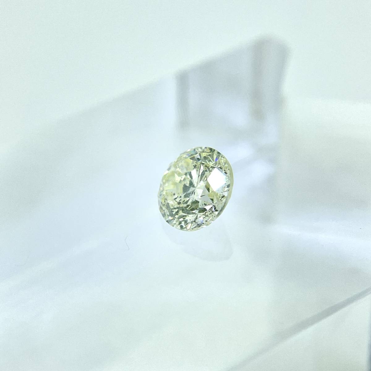 ◆ダイヤモンド ルース 0.713ct Very Light Green Yellow - 11 中央宝石研究所ソ付き 大変キレイなグリーン系イエロー 特価にて！_画像1