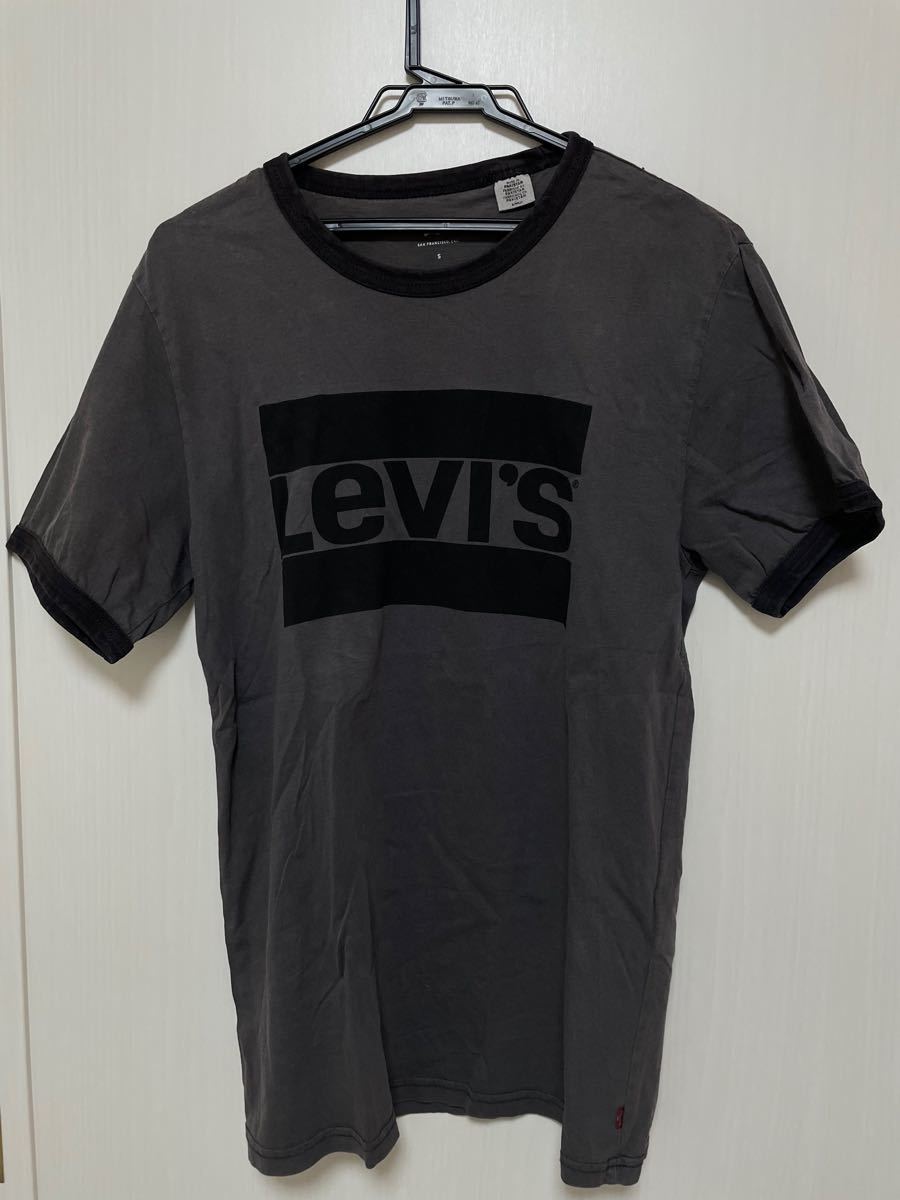 Levis Tシャツ