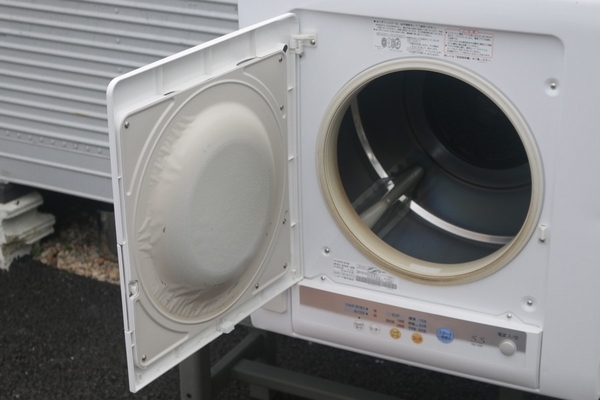 高級品市場 シャープ KD-60C-W 衣類乾燥機 乾燥容量6.0kg ホワイト系