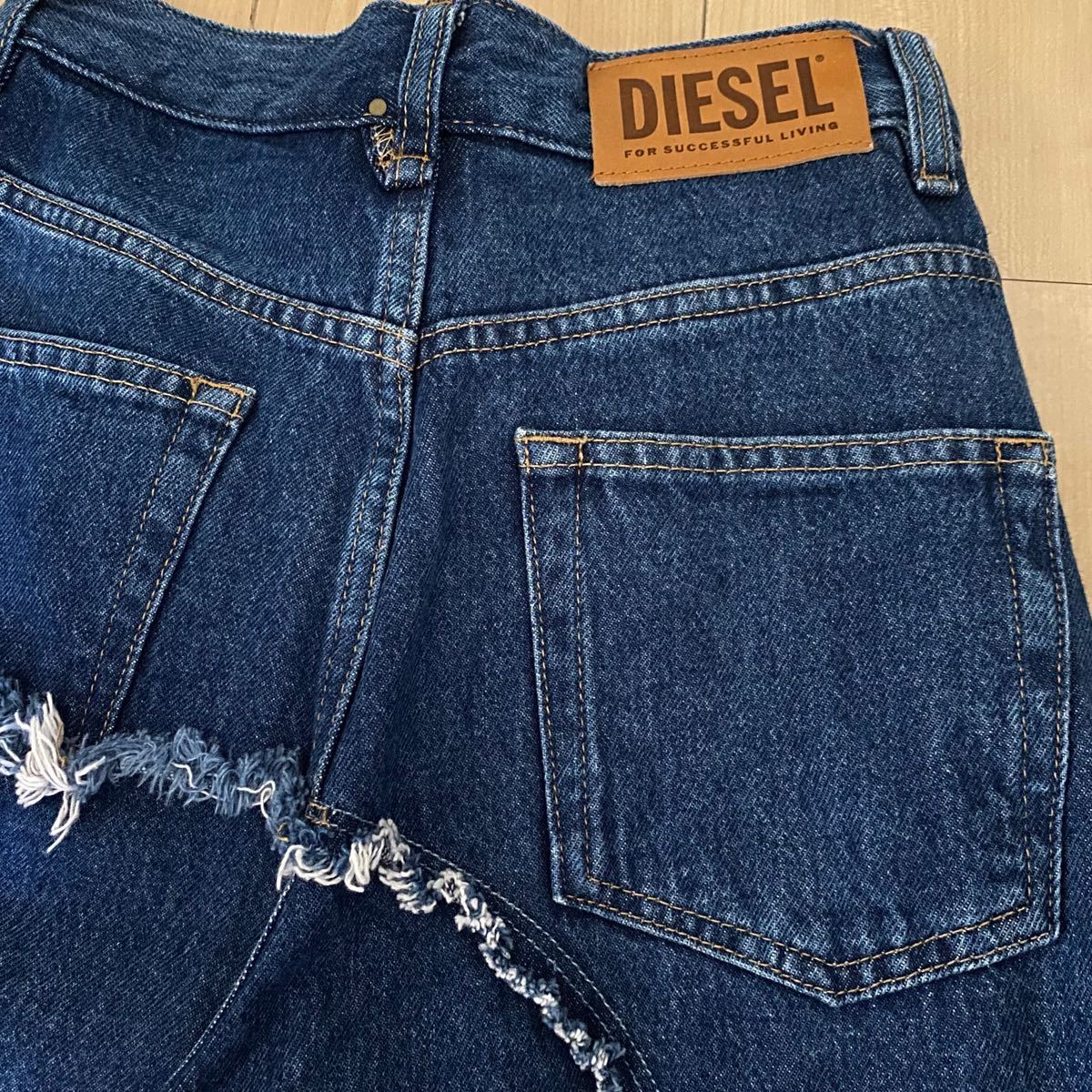 DIESEL ワイドパンツ デニム|Yahoo!フリマ(旧PayPayフリマ) DIESEL ワイドパンツ デニム|Yahoo!フリマ(旧PayPayフリマ)