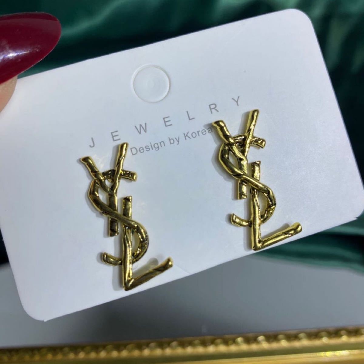 YSL★ダイヤモンド ゴールドロゴピアス