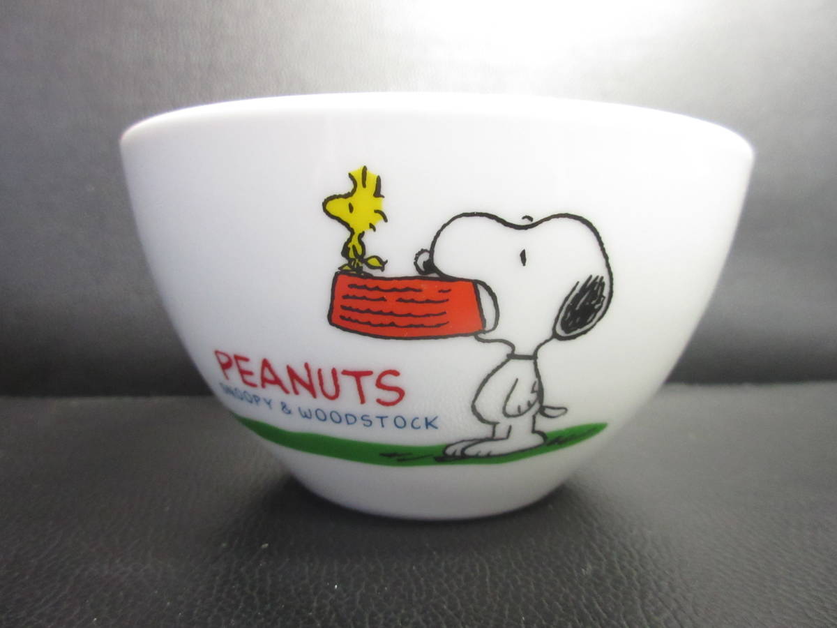 { посуда } не продается [ Snoopy фарфоровая пиала ( маленькая миска )&. тарелка :2 шт. комплект ] фарфоровая пиала. высота *.: примерно 7cm*13.1cm plate. высота * иен : примерно 3.5cm* примерно 20.2cm Snoopy