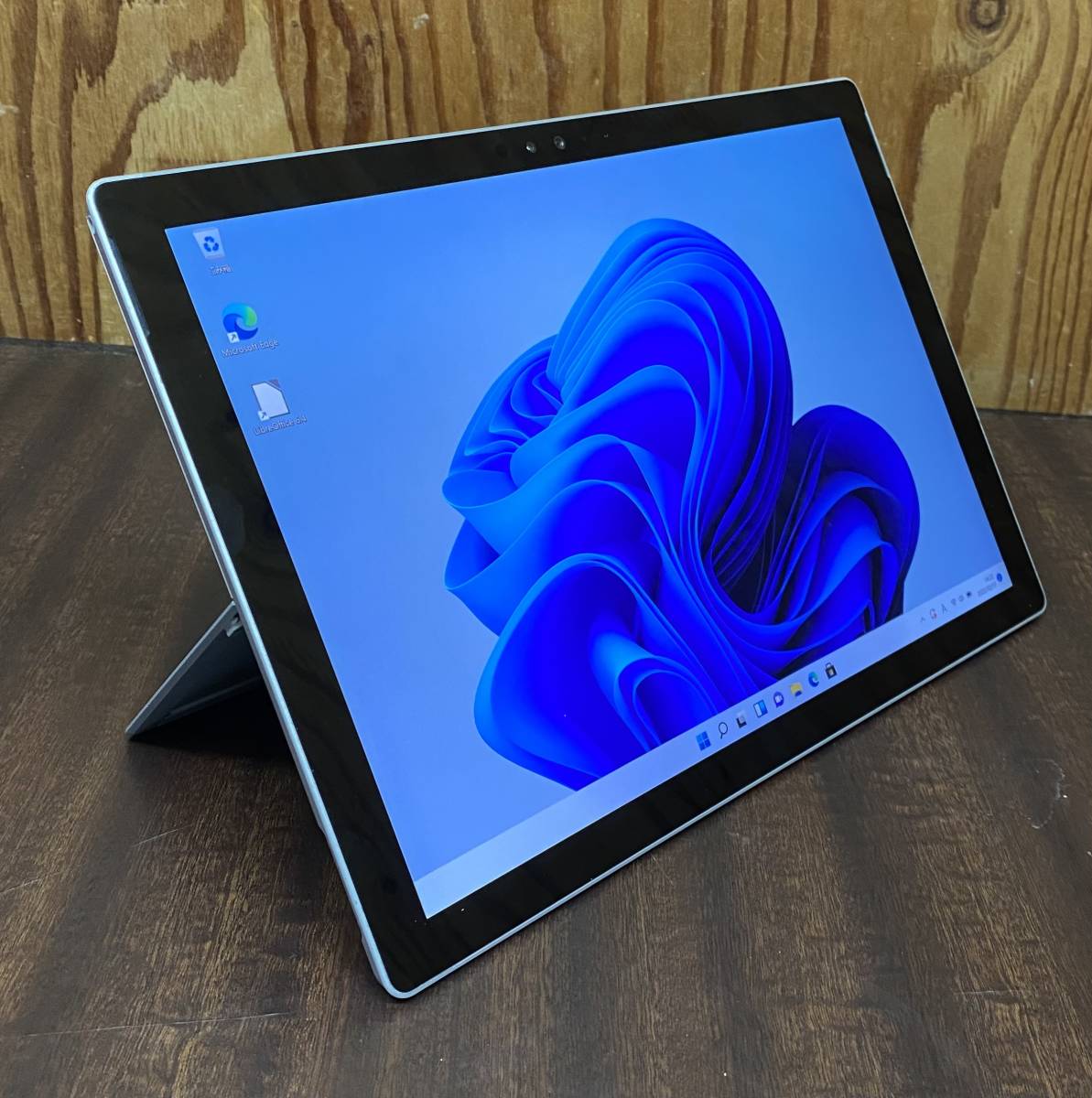Windows11搭載 超高速 Microsoft Surface Pro4 1724/Core m3-6Y30