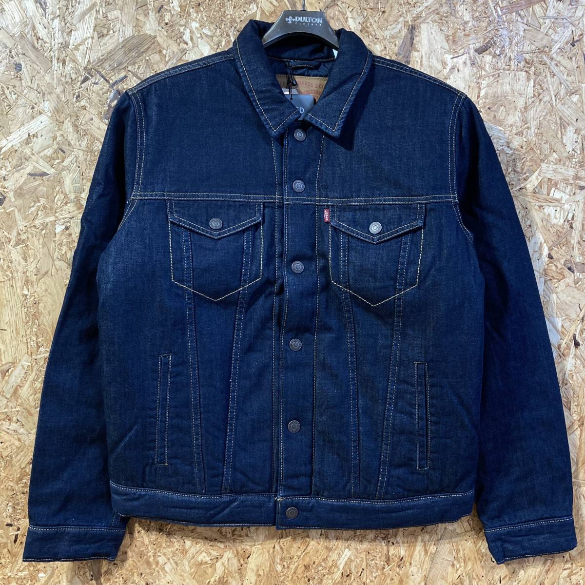 人気スポー新作 LEVIS ダウン デニム ジャケット M ジッパー 650フィル ジージャン 人気スポー新作 LEVIS ダウン デニム ジャケット M ジッパー 650フィル ジージャン
