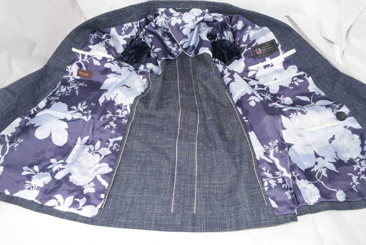 ☆新品☆Paul Smith COLLECTION セットアップ ダブルスーツ 紺 裏地花柄紫☆Mサイズ 肩幅40㎝ 身幅48㎝ 着丈71㎝ 胴囲78㎝☆定価187,000円_画像2
