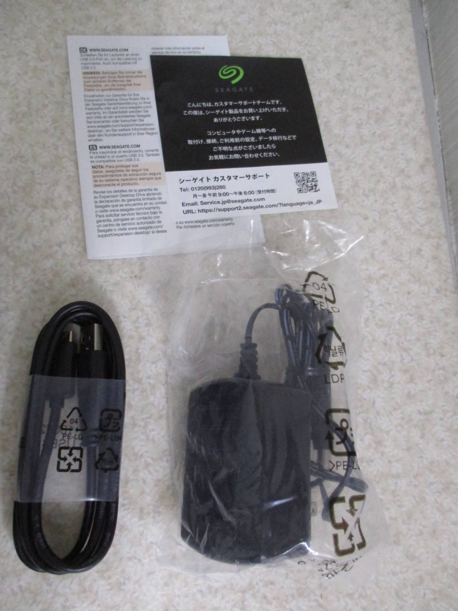 SEAGATE SRD0NF2 Expansion Desktop Drive 外付けHDD 2TB フォーマット済み ★中古美品 ★動作品★ NO:jII-56_画像2