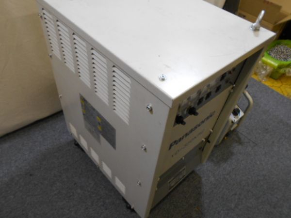 キレイ 引取り歓迎☆パナソニック 半自動溶接機 YD-350KR2 三相 キレイ 引取り歓迎☆パナソニック 半自動溶接機 YD-350KR2 三相